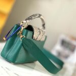 Louis Vuitton LV Women Capucines Mini Handbag Emeraude Green Taurillon Leather Python Skin - immagine 4