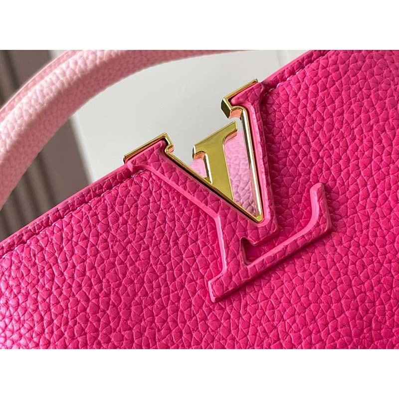 LOUIS VUITTON Taurillon Flower Chain Capucines Mini Candy Pink