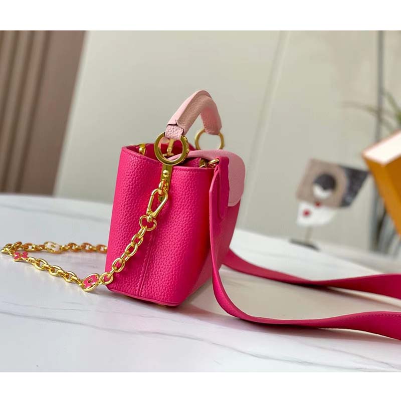 LOUIS VUITTON Taurillon Flower Chain Capucines Mini Candy Pink