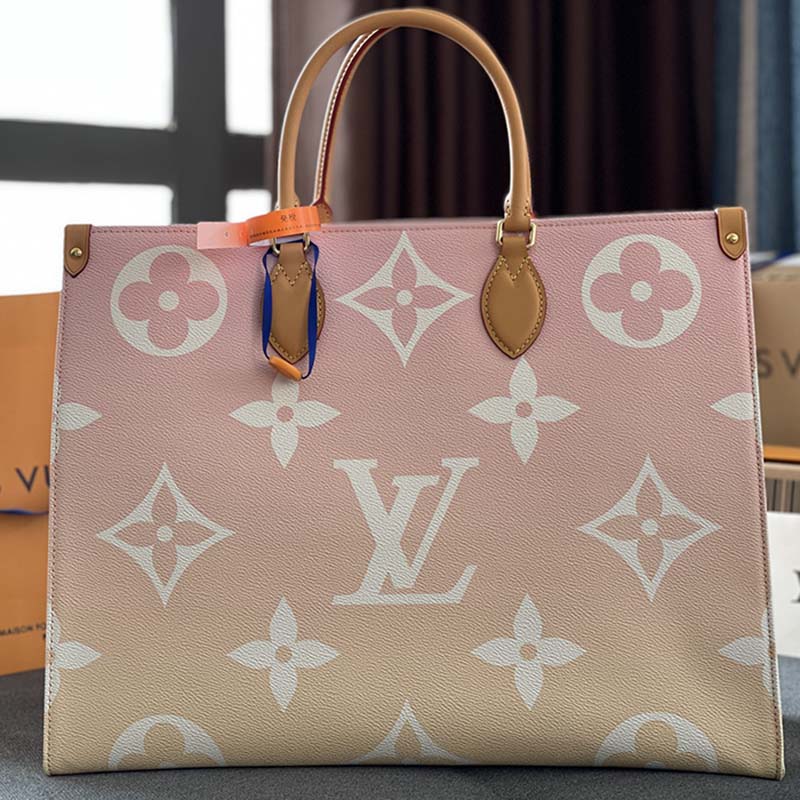 Louis Vuitton Limited Edition Light Pink Monogram Giant Canvas Onthego GM Tote Bag