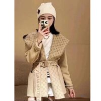 Louis Vuitton LV Women Signature Double Face Short Wrap Coat Wool-Silk Regular Fit (10)