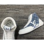 Louis Vuitton Unisex Charlie Sneaker Boot Blue Upcycled Monogram Denim Recycled Polyester - Imagen 10