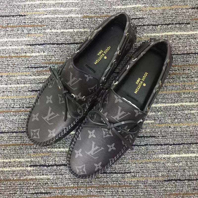 LOUIS VUITTON MONOGRAM ARIZONA MOCCASIN – Caroline's Fashion Luxuries