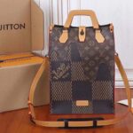 Louis Vuitton Unisex LV Christopher Handbag Brown Giant Damier Ebene Monogram Coated Canvas - immagine 3