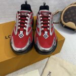Louis Vuitton Unisex LV Runner Tatic Sneaker Red Mix Materials Rubber Monogram Flowers - immagine 5