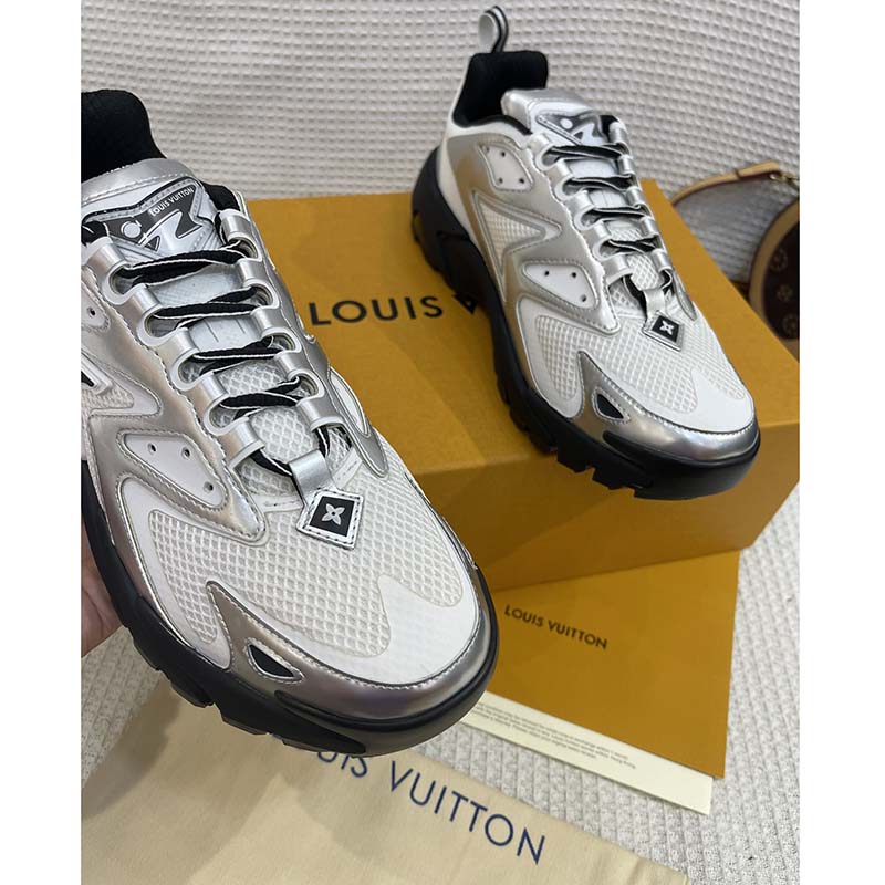 Louis Vuitton LV Runner Tactic Athletic Sneakers - Grey Sneakers, Shoes -  LOU704013