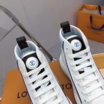 Louis Vuitton Unisex LV Squad Sneaker Boot Blue Canvas Rubber Outsole Circle - Imagen 10