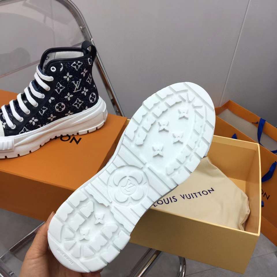 Louis Vuitton MONOGRAM 2022 SS Lv squad sneaker boot (1A9S12, 1A9S12)