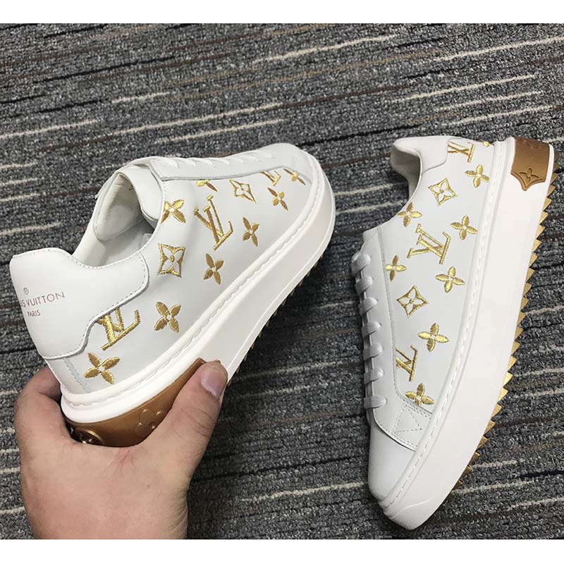 Louis Vuitton LV Time Out sneakers new White Leather ref.266671