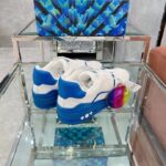 Louis Vuitton Unisex LV Trainer Sneaker Blue Calf Leather Rubber Outsole Monogram Flowers – Bild 8