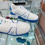 Louis Vuitton Unisex LV Trainer Sneaker Blue Calf Leather Rubber Outsole Monogram Flowers – Bild 7