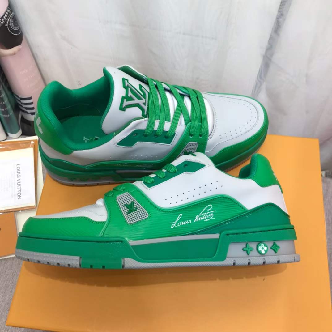 Louis Vuitton Trainers “green” - Liscanopower