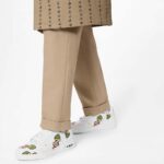 Louis Vuitton Unisex LV Trainer Sneaker White Printed Calf Leather Rubber Monogram Flowers - Imagen 11
