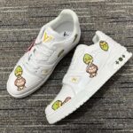 Louis Vuitton Unisex LV Trainer Sneaker White Printed Calf Leather Rubber Monogram Flowers - Imagen 5