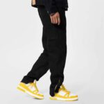 Louis Vuitton Unisex LV Trainer Sneaker Yellow Monogram Denim Rubber Outsole Monogram Flowers – Bild 11