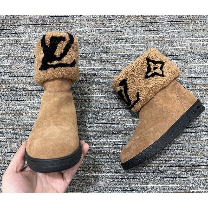 Louis Vuitton NEW Suede/Shearling Snowdrop Flat Ankle Boots sz 39