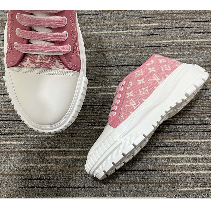 Louis Vuitton, Shoes, Louis Vuitton Squad Low Sneaker Monogram Denim Rose  Clair Pink For Women