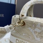 Dior Women CD Medium Lady D-Lite Bag Jardin D'Hiver Embroidery Metallic Thread - Bild 7