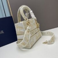 Dior Women CD Medium Lady D-Lite Bag Jardin D’Hiver Embroidery Metallic Thread