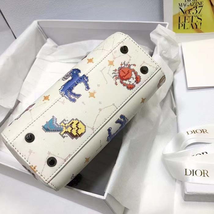 𓃭 on Twitter  Bags, Vintage dior bag, Girly bags