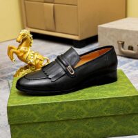 Gucci Men’s GG Loafer Mirrored G Black Leather Fringe Low 3 Cm Heel (1)