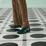 Gucci Men's GG Loafer Mirrored G Dark Green Leather Fringe Low Heel - Image 11