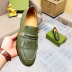 Gucci Men's GG Loafer Mirrored G Dark Green Leather Fringe Low Heel - Image 7