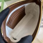 Gucci Unisex Messenger Bag Interlocking G Beige GG Supreme Canvas - Image 9