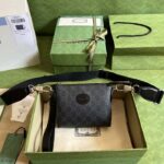 Gucci Unisex Messenger Bag Interlocking G Black GG Supreme Canvas - Image 2
