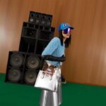 Gucci Women GG Diana Small Tote Bag Silver Lamé Leather Double G - immagine 11