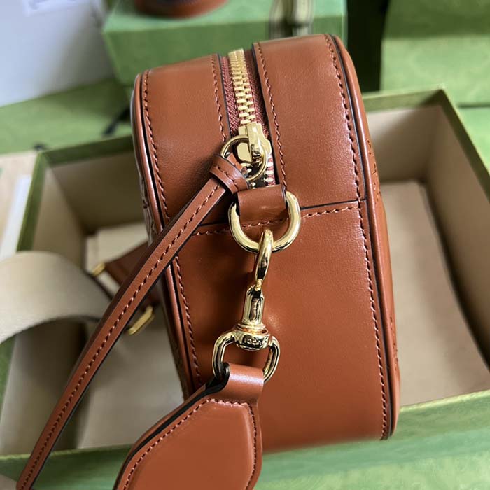 Gucci Women GG Matelassé Leather Small Bag Light Brown Double G Zip Closure (8)