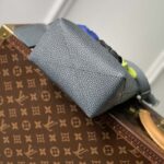 Louis Vuitton LV Unisex Hobo Cruiser PM Handbag Granite Taurillon Monogram Embossed Cowhide - Image 6