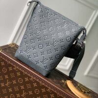 Louis Vuitton LV Unisex Hobo Cruiser PM Handbag Granite Taurillon Monogram Embossed Cowhide (2)