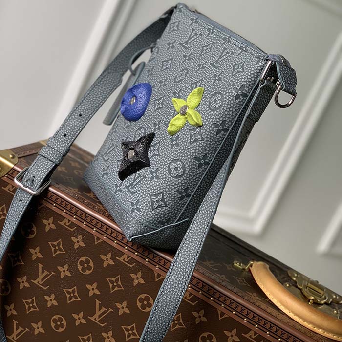 Louis Vuitton LV Unisex Hobo Cruiser PM Handbag Granite Taurillon Monogram  Embossed Cowhide - LULUX