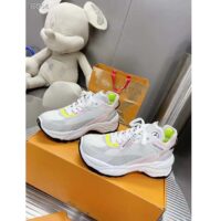 Louis Vuitton LV Unisex Run 55 Sneaker Grey Mix Materials Lifted Rubber Outsole (2)