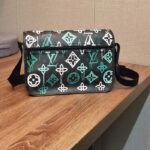 Louis Vuitton LV Women Archy Messenger MM Bag Graffiti Green Monogram Coated Canvas - immagine 5