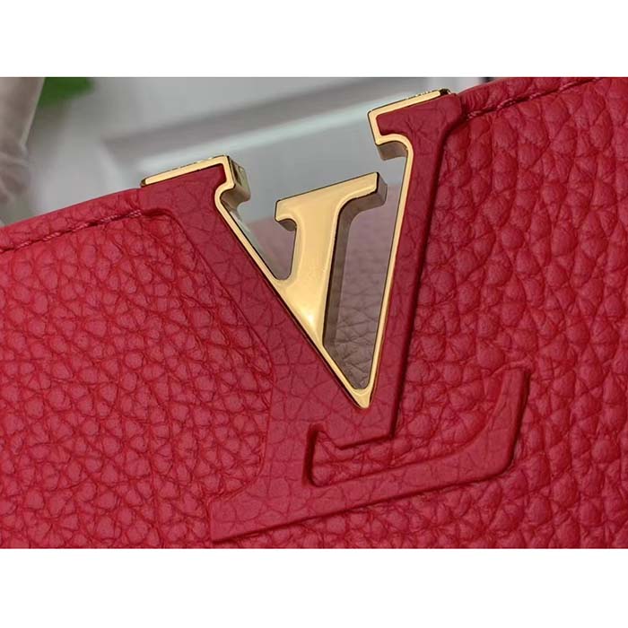 Capucines leather handbag Louis Vuitton Pink in Leather - 36665992