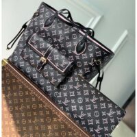 Louis Vuitton LV Women Neverfull MM Tote Bag Black Monogram Coated Canvas (1)