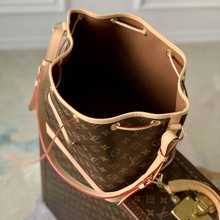 Louis Vuitton LV Women Petit Noé Bucket Bag Monogram Coated Canvas Cowhide Leather (12)