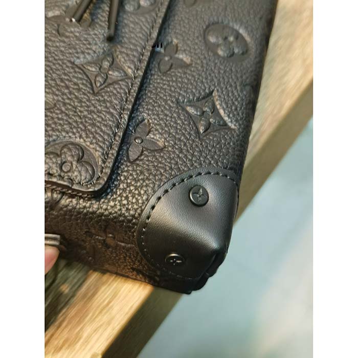 Louis Vuitton Steamer Wearable Wallet – LUXZILLA