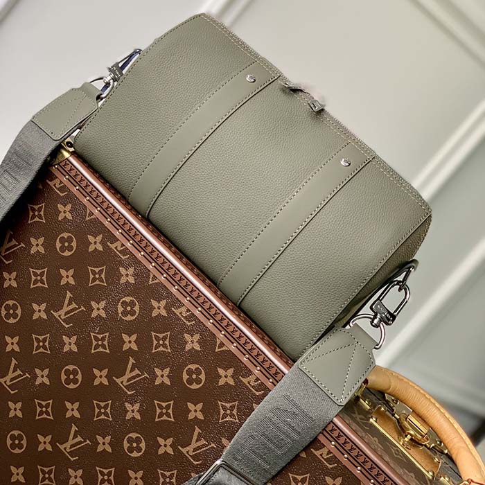 Louis Vuitton LV Aerogram backpack green Khaki Leather ref.652870 - Joli  Closet