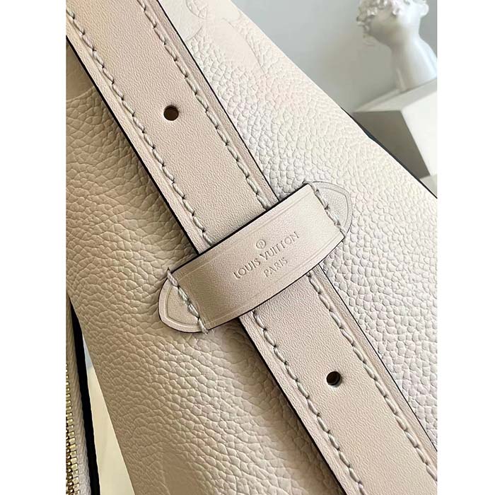 Louis Vuitton® Carryall PM Cream. Size in 2023  Best crossbody bags,  Monogrammed leather, Women handbags