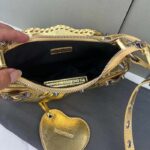 Balenciaga Women Le Cagole XS Shoulder Bag Gold Metallized Arena Lambskin – Bild 6