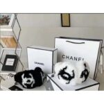 Chanel CC Women Earmuffs Ear Protectors White Black Wool Winter Sports - Imagen 7