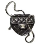 Sac Chanel CC en forme de cœur pour femme, cuir de veau noir et métal doré