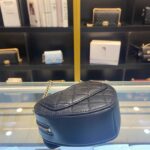 Chanel Women CC Heart Shape Bag Black Calfskin Leather Gold-Tone Metal – Image 7