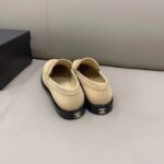 Chanel Women CC Loafers Shiny Calfskin Light Brown 2 Cm Heel - immagine 4