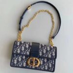 Dior Women CD 30 Montaigne East-West Bag Chain Blue Oblique Jacquard - Imagen 3