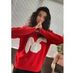 Dior Women CD By Erl Sweater Rabbit Patch Red Cotton-Blend Jersey Round Neck – Bild 11