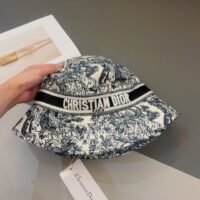 Dior Women CD D-Bobby Small Brim Bucket Hat White Blue Cotton Blend (1)